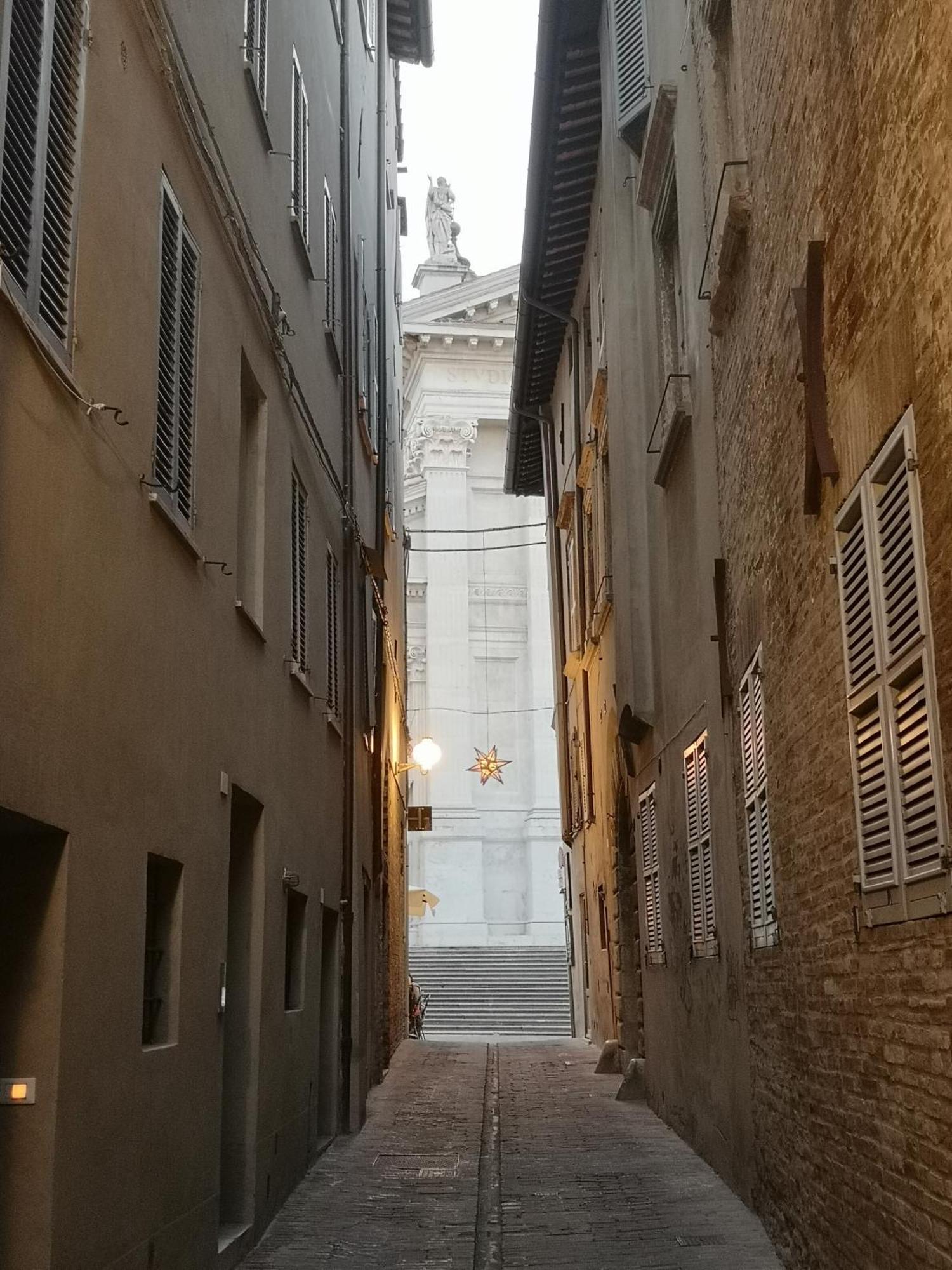 Appartamento in Centro Storico Urbino Esterno foto
